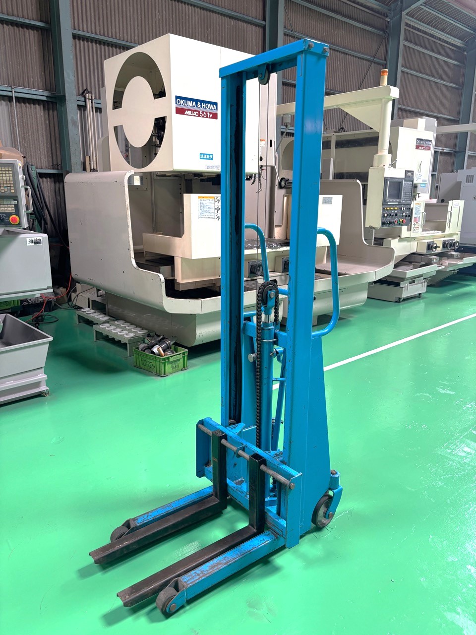 ハンドリフター