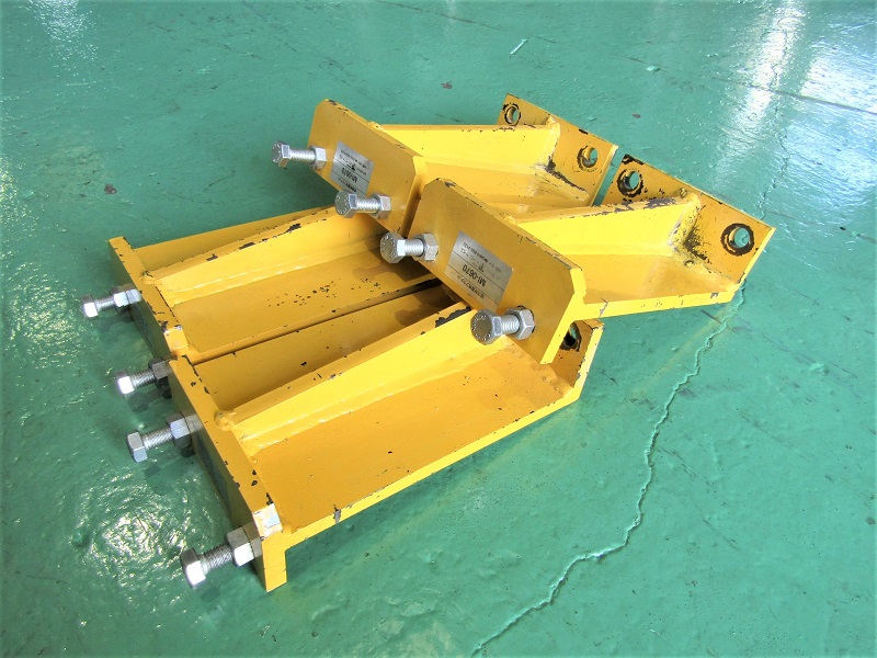 耐震用固定金具